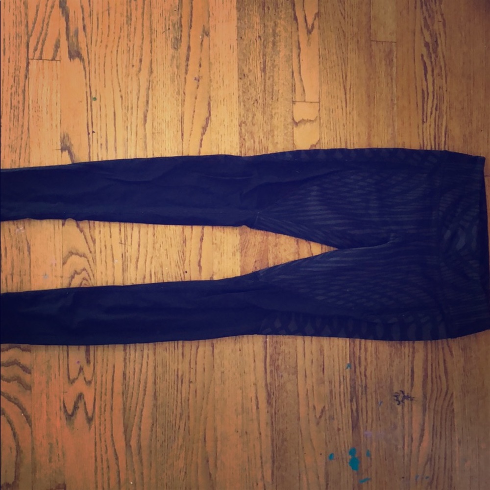 Alo yoga pants